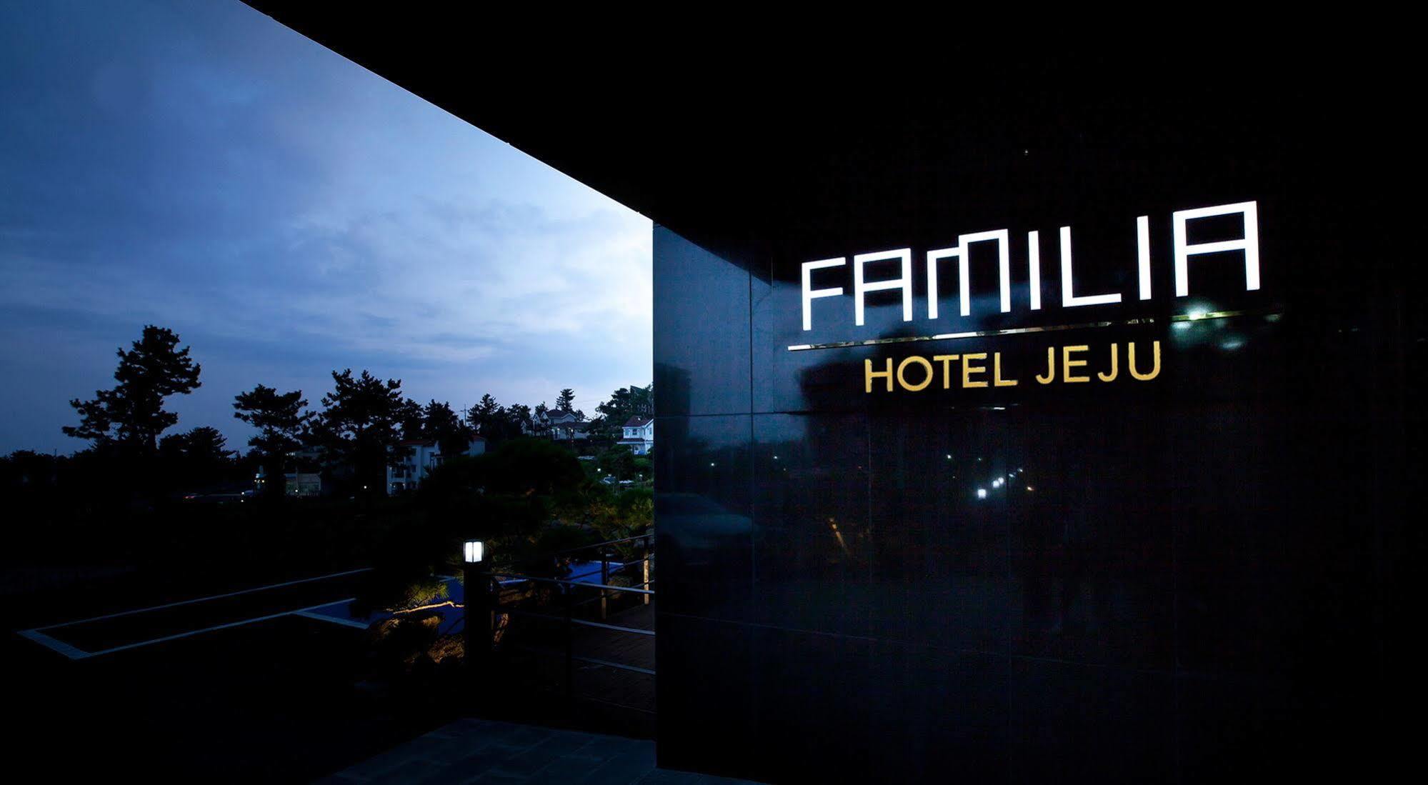 Familia Hotel Seogwipo Luaran gambar